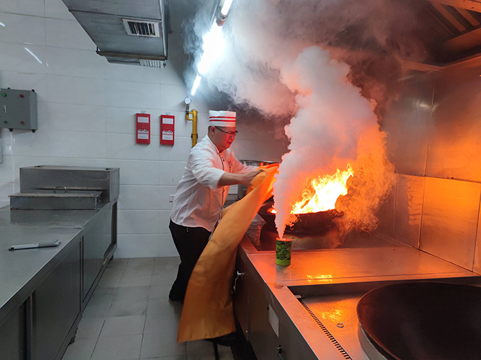 Khói bếp công nghiệp có thể gây ra hiện tượng cháy nổ