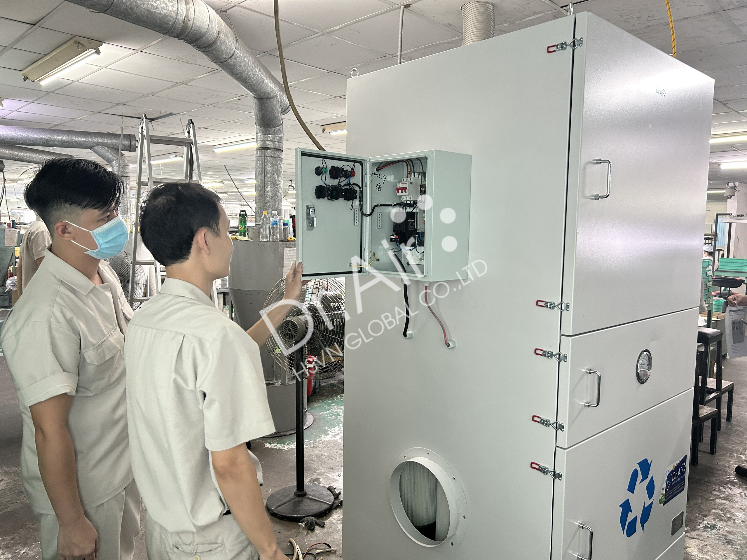 Máy lọc bụi công nghiệp Dr.Air KHC xử lý bụi cho nhà máy khu chế xuất Tân Thuận, Quận 7, Tp. Hồ Chí Minh