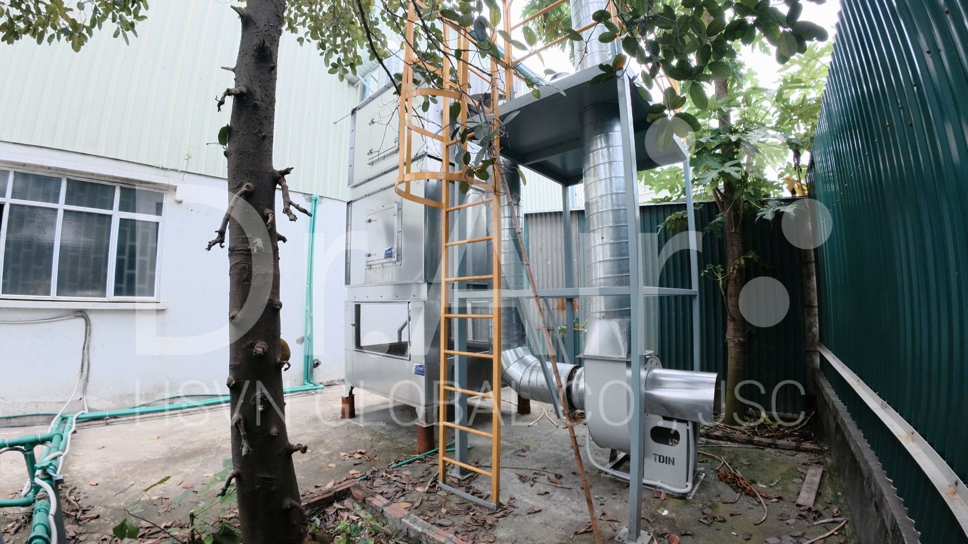 Doanh nghiệp tiếp tục đầu tư mở rộng hệ thống xử lý khói